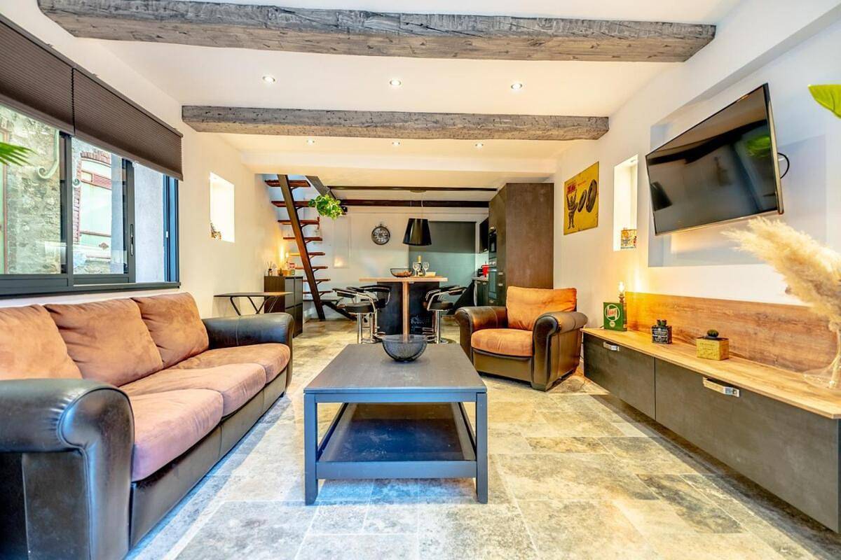 Three-Bedroom Villa in Le Plan-de-la-Tour, Mittelmeerküste (Frankreich)