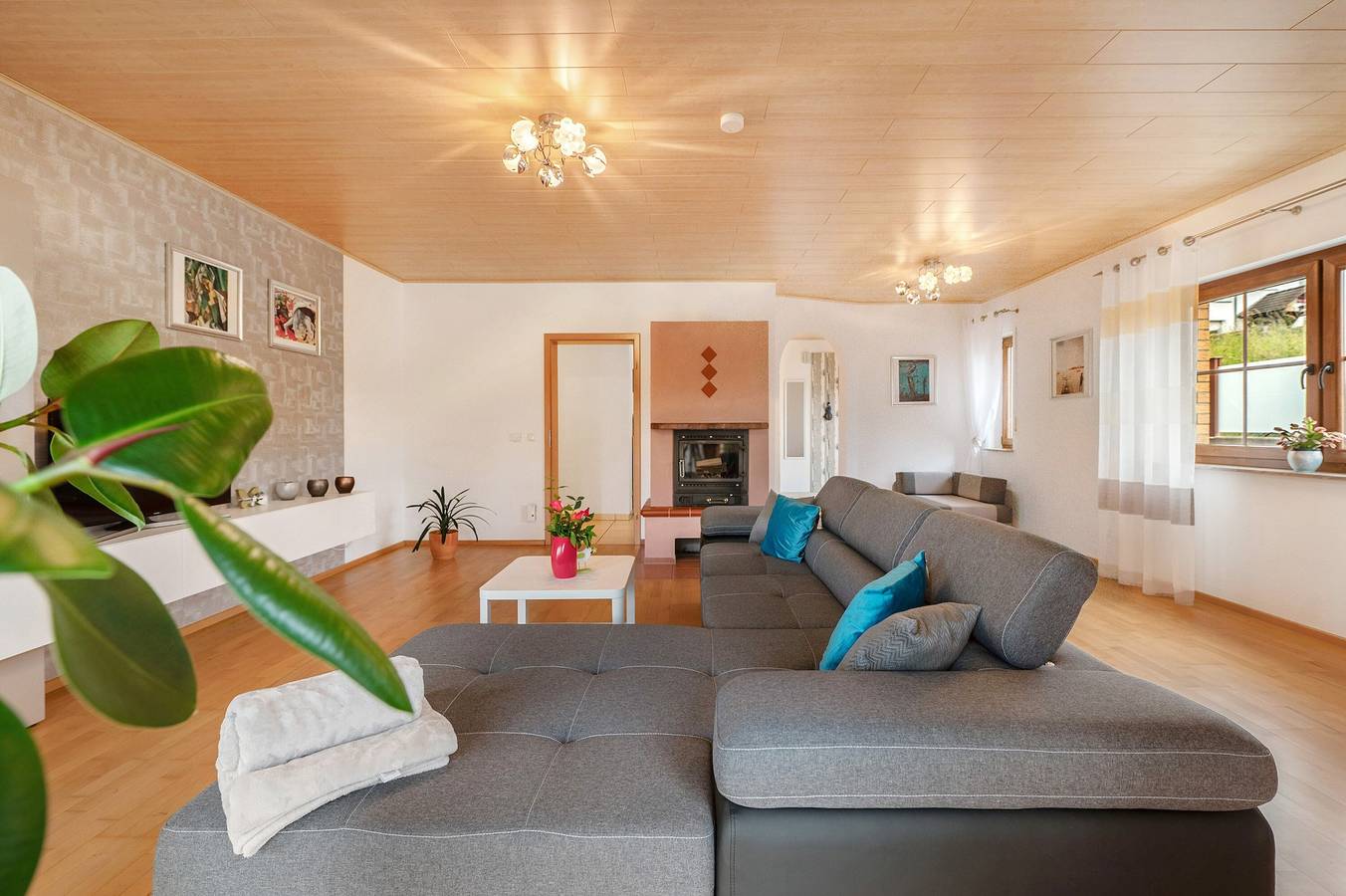 Appartement entier, Appartement 'Lora' avec terrasse privée et Wi-Fi in Blankenrath, Cochem-Zell