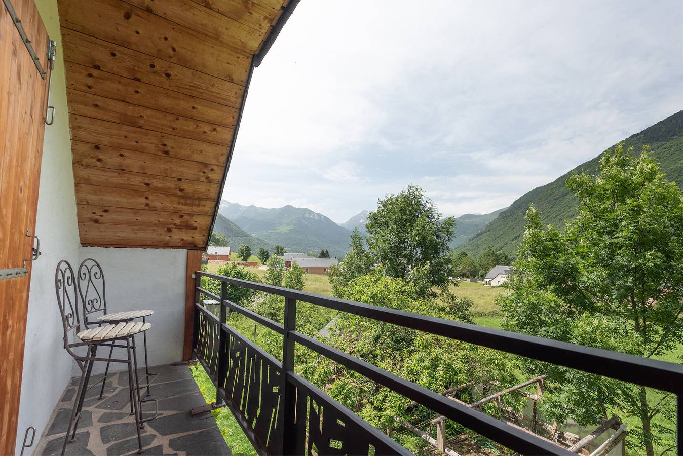 Maison de vacances 'Gite Baupeillas' avec vue sur les montagnes, terrasse privée et Wi-Fi in Bazus-Aure, Parc national des Pyrénées