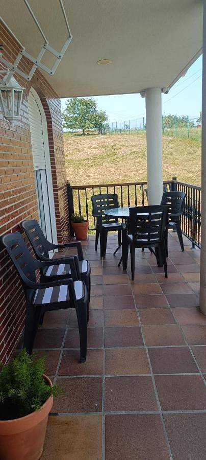 Location de vacances pour 5 personnes, avec jardin et jacuzzi à Santillana del Mar - 2