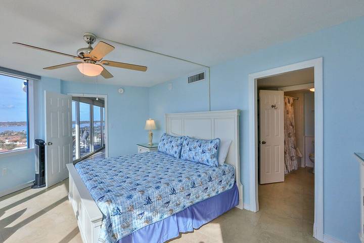 Vacation rental for 6 people, with balcony in Daytona Beach Shores