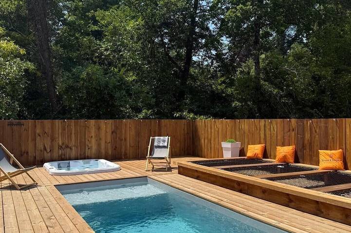 Maison de vacances pour 8 personnes, avec jacuzzi et jardin à Martillac