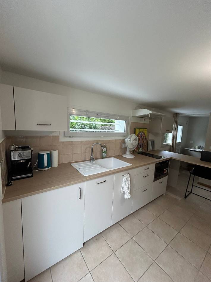 Ganze Wohnung, Charmantes T2-Apartment, 10 Min. vom See, Bergblick, Terrasse, Wlan in Brison-Saint-Innocent, Chambéry und Umgebung