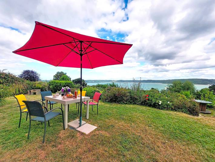 Location de vacances pour 8 personnes, avec jardin à Plestin-les-Grèves - 2