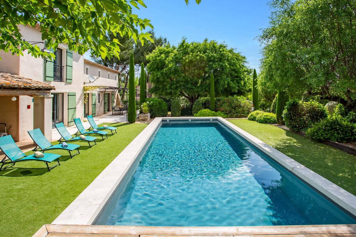 Villa Les Alpilles by Villa Plus in Maussane-les-Alpilles, Arles und Umgebung