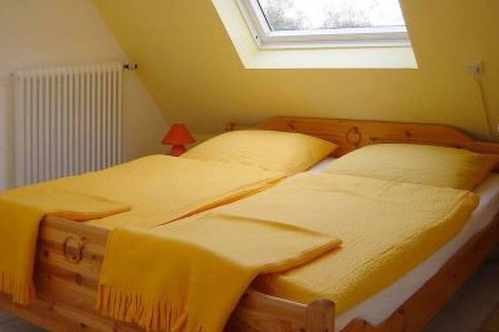 Ferienwohnung für 4 Personen, mit Garten in Marienhafe - 2