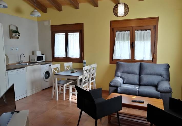 Ländliche Auszeit in Soria mit Bergblick, Terrasse und Natur in Sotillo del Rincón, Soria Provinz