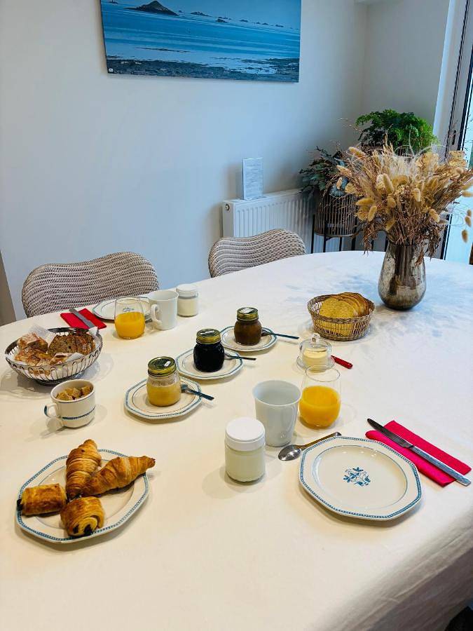 Location de vacances pour 4 personnes, avec vue et jardin dans Port de Poulgoazec - 2