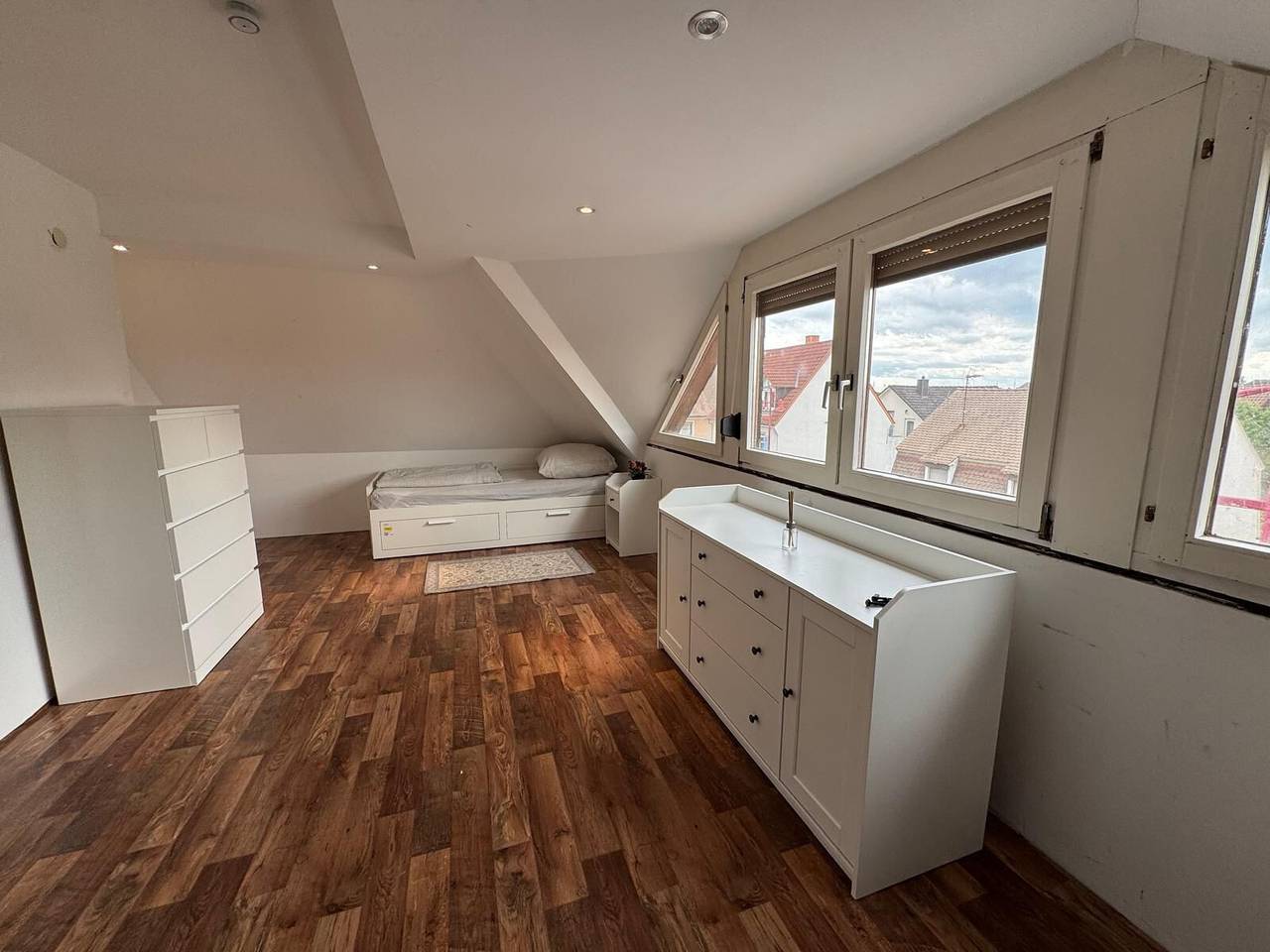 Ganze Wohnung, Apartment '4' mit Balkon und Wlan in Leimen, Rheinebene