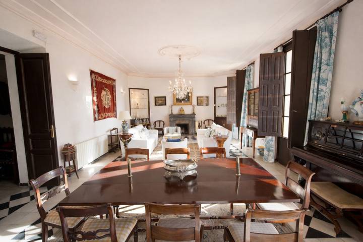 Casa rural para 39 personas, con jardín, Se admiten mascotas en Bajo Penedés - 3