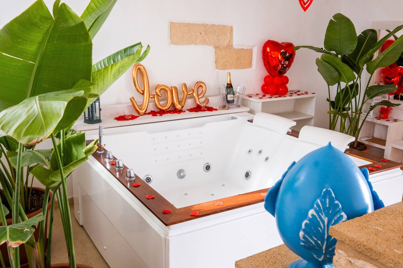 Nuvò Lux & Spa – Spa privada y logia salentina en el centro histórico in Veglie, Provincia de Lecce