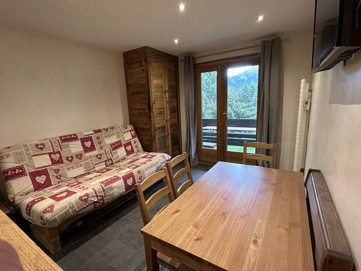 Apartamento entero, Méribel: Apto con balcón, taquilla para esquís, mascotas permitidas in Méribel-Mottaret, Les Allues