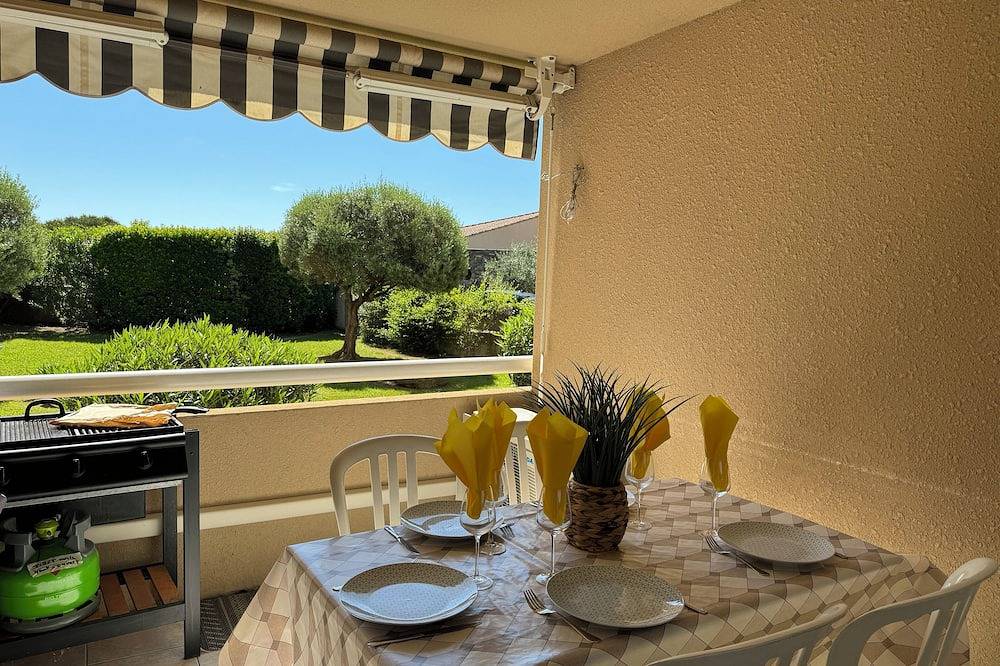 Entire apartment, 2 Bedroom Apartment in Santa-Lucia-di-Moriani in Santa-Lucia-di-Moriani, Corte region