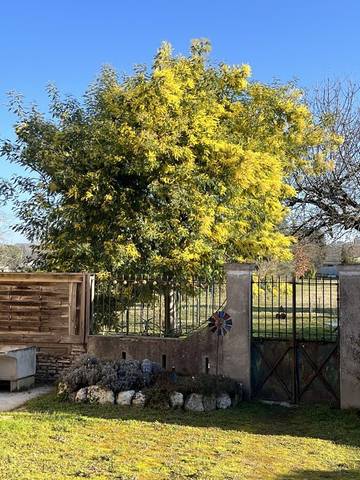 Cottage pour 2 personnes, avec jardin à Lamagistère