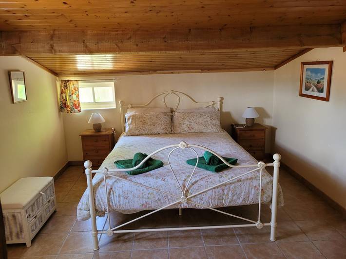Gîte pour 4 personnes, avec piscine à Saint-Saud-Lacoussière - 4