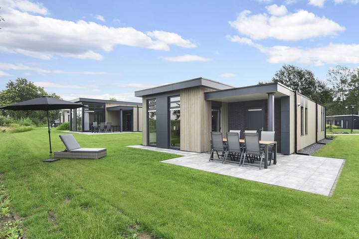 Bungalow voor 6 personen, met balkon/terras en terras in de Achterhoek