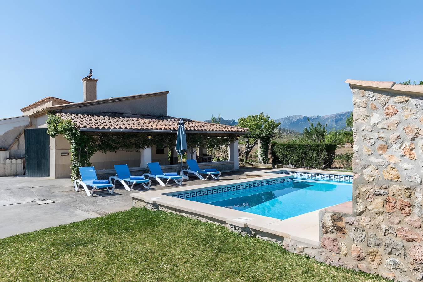 Ferienhaus "Catalina Petit" mit Bergblick, Pool, Garten, Terrasse & Wlan in Pollença, Mallorca Norden