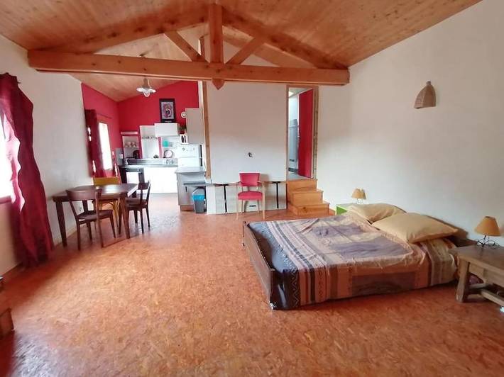 Gîte pour 4 personnes, avec vue, animaux acceptés dans Busséol
