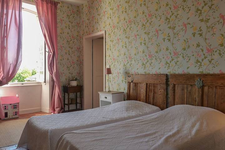 Gîte pour 12 personnes, avec jardin et terrasse à Rochegude - 4