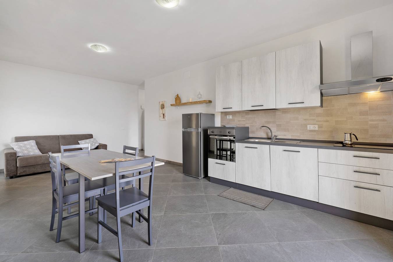 Appartement entier, Appartement "Camera 5" avec vue sur la montagne, Wi-Fi et climatisation in Zignago, Province de La Spezia