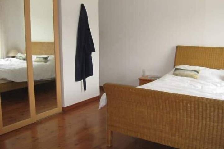 Location de vacances pour 8 personnes, avec terrasse ainsi que jardin et piscine à Maureillas-las-Illas - 2