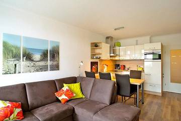 Ferienwohnung für 4 Personen, mit Balkon und Pool sowie Sauna in Südstrand Pelzerhaken