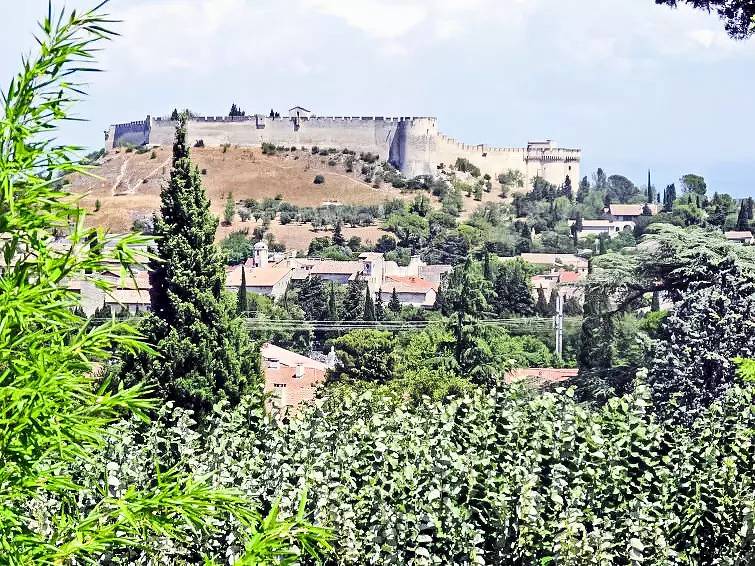 Maison 5 Personnes in Villeneuve-lès-Avignon, Nimes und Umgebung