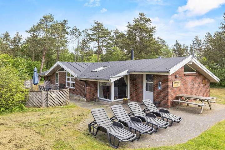 Villa für 6 Personen, mit Sauna und Balkon/Terrasse sowie Whirlpool, mit Haustier