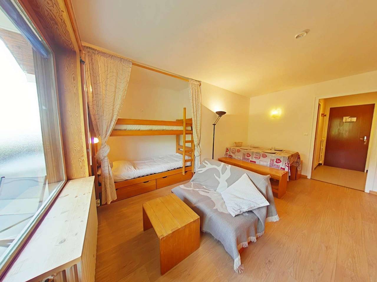 Entire studio, Résidence le Planay - Studio 4 people (1B) in Le Grand-Bornand, Annecy region
