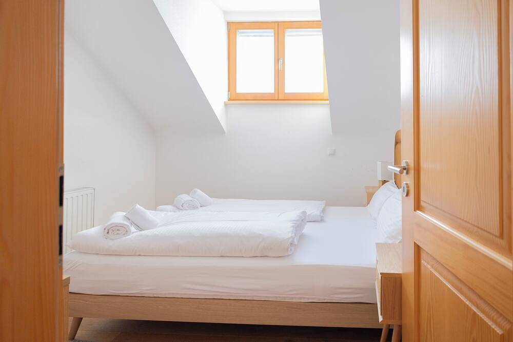 ღliboria | Aidling Panorama Haus mit Bergblick in Riegsee, Das Blaue Land