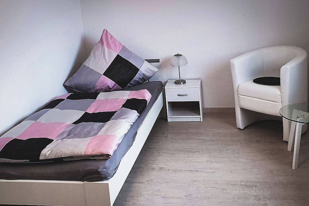 Ganze Wohnung, Ferienwohnung Ii Waldstraße - ideal für bis zu 4 Personen in Alsbach-Hähnlein, Südhessen