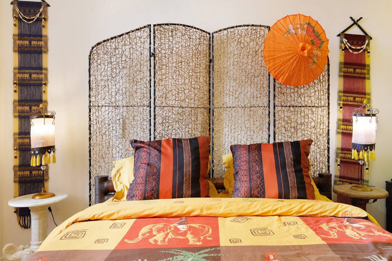Chambre d’hôtes « Les Philous Gourmands - Thaïlande » avec jardin privé et Wi-Fi in Sèvremont, Fontenay-le-Comte