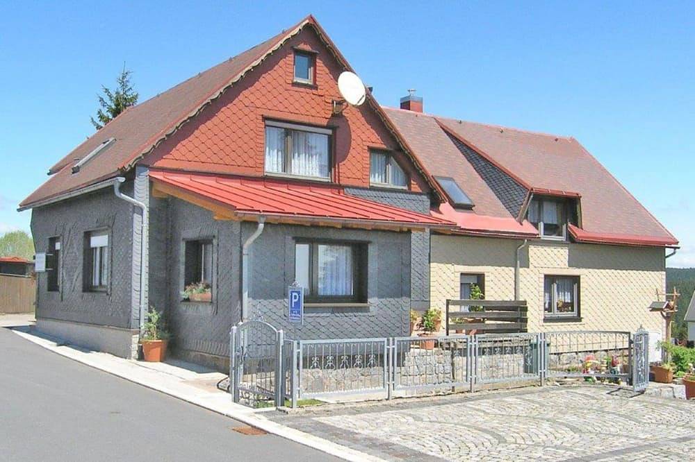 Ganze Wohnung, Ruhiger Aufenthalt mit Garten in Frauenwald, Rennsteig