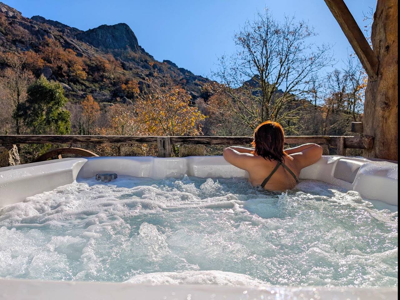 Curveirinha | Country House| Jacuzzi | National Park Gerês in Castro Laboreiro e Lamas de Mouro, Gerês