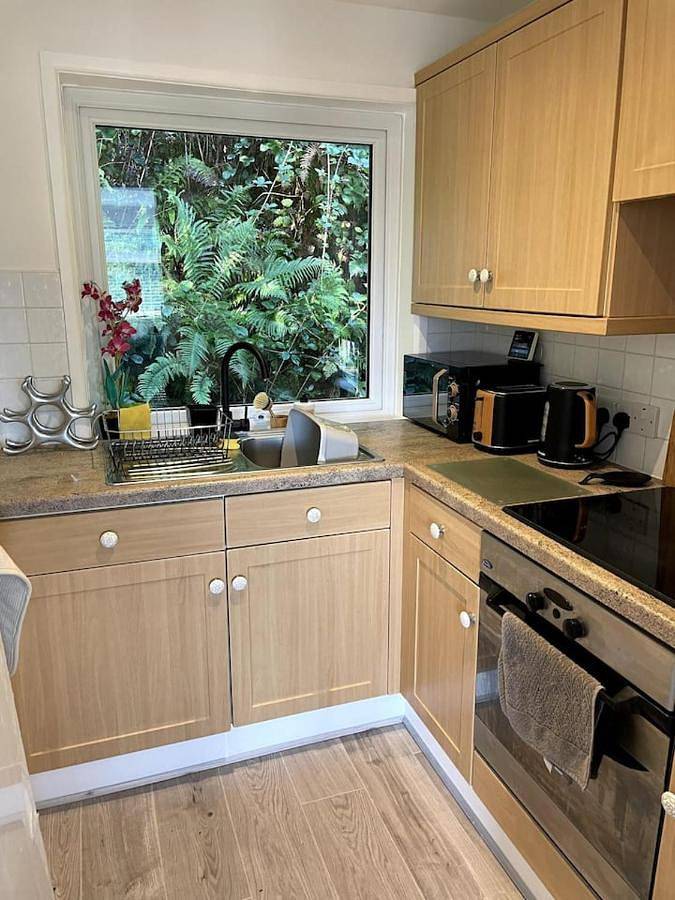 Entire apartment, One-Bedroom Apartment in Charmouth, Dorset