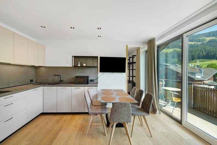 Ferienwohnung für 6 Personen, mit Balkon und Garten am Pragser Wildsee - 3