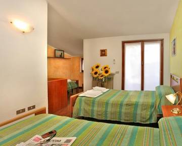 Appartement voor 5 Personen in Lazise, Garda Bergen, Afbeelding 3