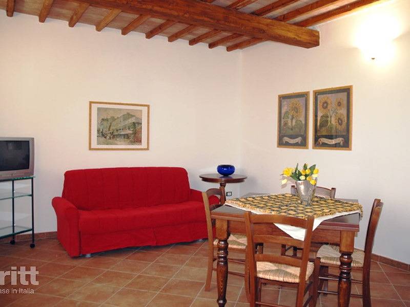 Tritt — Panoramisch gelegen 4 persoons appartement in Toscane op 30 min van het strand in Montecatini Val di Cecina, Etruskische kust