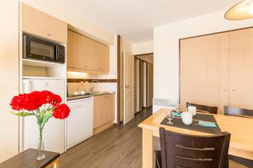 Location De Vacances pour 4 Personnes dans Trouville-sur-Mer, Côte de Grâce, Photo 2