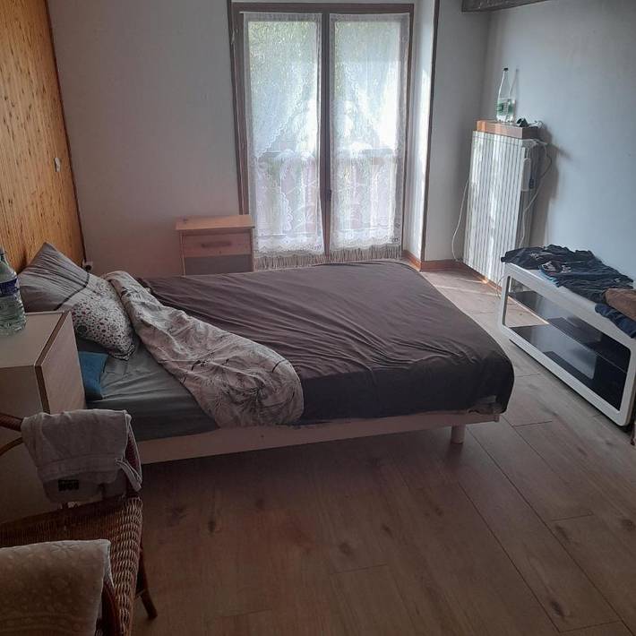 Gîte pour 2 personnes, avec vue et jardin à Jarrie - 2