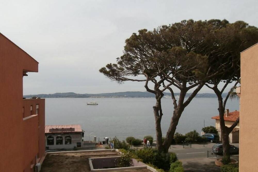 Ganze Wohnung, Blick auf den Golf von St. Tropez in Sainte-Maxime, Draguignan Region