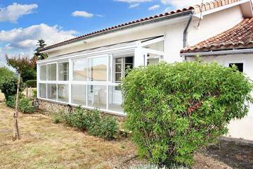 Gîte pour 5 personnes, avec terrasse et jardin, animaux acceptés à Montbron