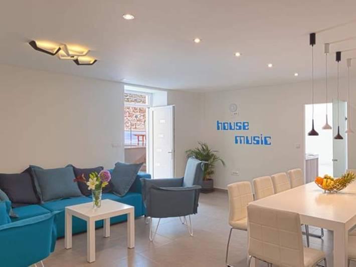 Villa pour 12 personnes, avec sauna ainsi que terrasse et piscine à Bol - 2
