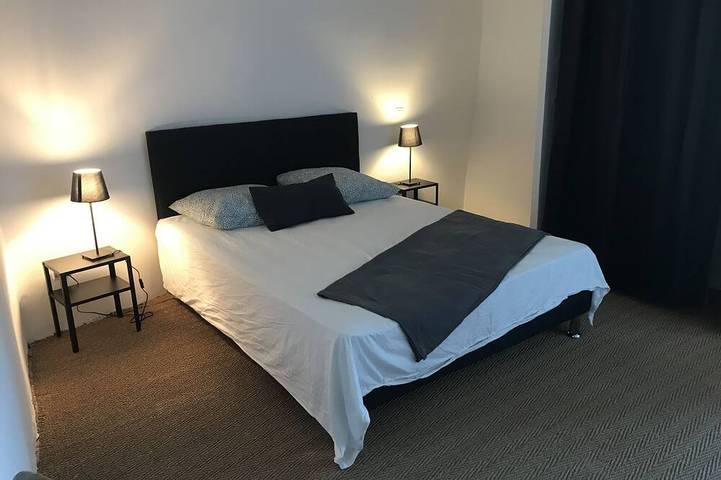 Location de vacances pour 8 personnes, avec terrasse à Saint-Martin-de-Castillon - 4