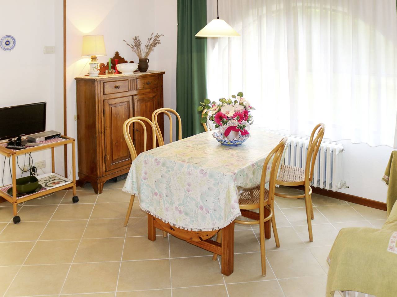 Apartamento entero, Bellavista in Bardolino, Montañas Garda