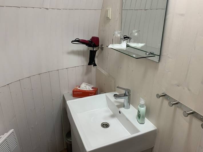 Wohnwagen für 4 Personen, mit Garten und Sauna sowie Ausblick und Terrasse in Niedersachsen - 4