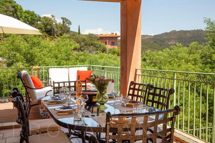 Ferienhaus mit privatem Pool in Théoule-sur-Mer in Théoule-sur-Mer, Massif de l'Esterel