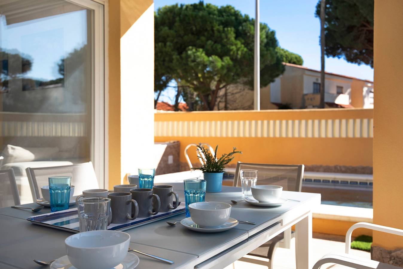 Villa "Germany" with Private Pool, Terrace & Wi-Fi in Sancti Petri, Chiclana de la Frontera