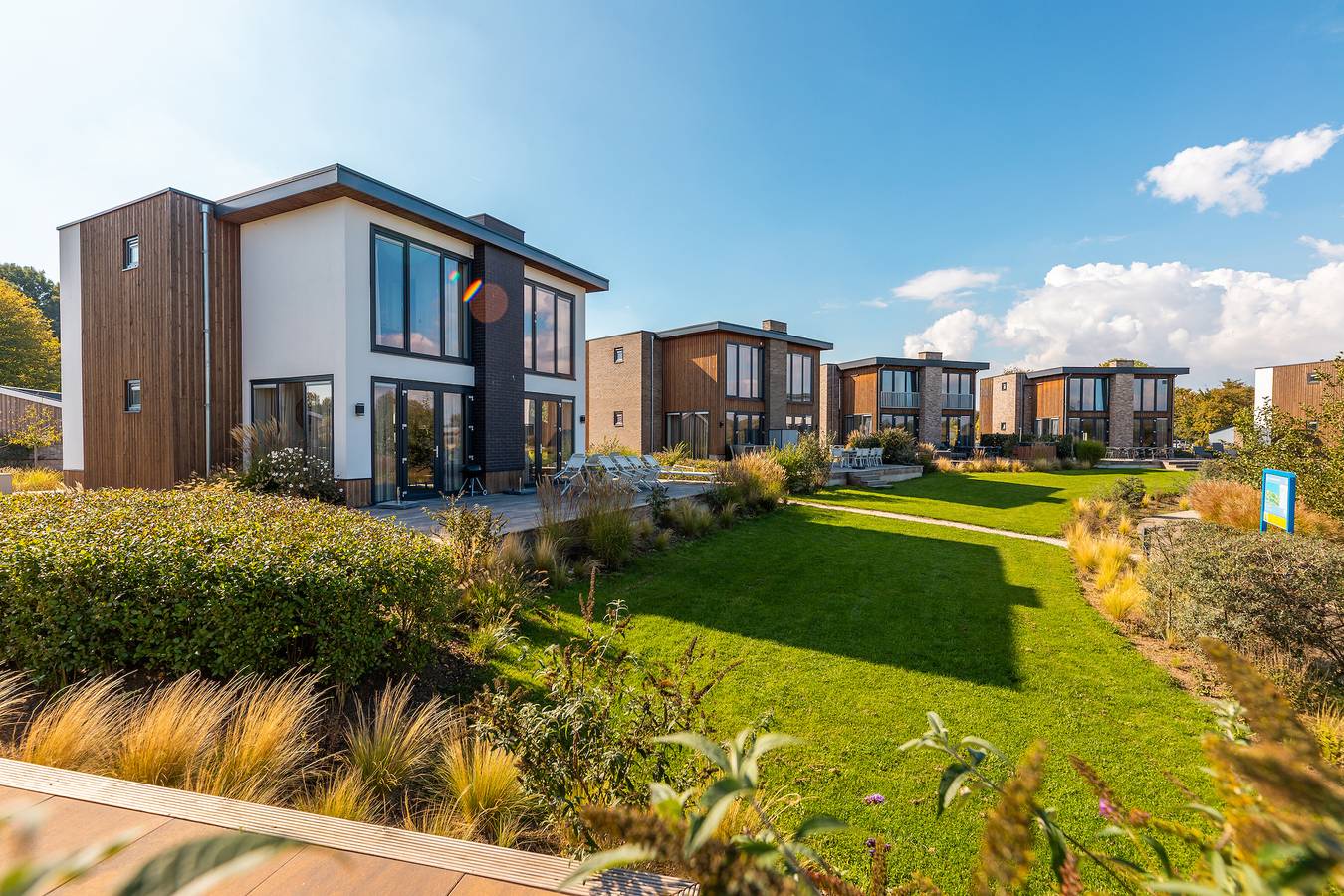 Vakantiepark Aan de Maas — Maas Villa mit Wasserblick | 10 Personen in Kerkdriel, Betuwe