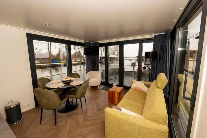 Houseboat - Paviljoenwei 4 | Sneek (Offingawier) in Friesland